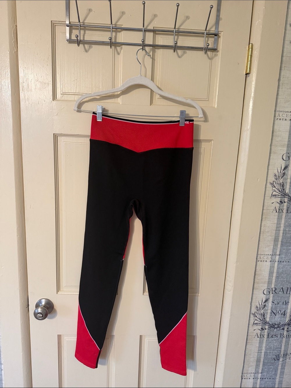 Pink victoria Secret Heart Womens Black and Red Performance Leggings